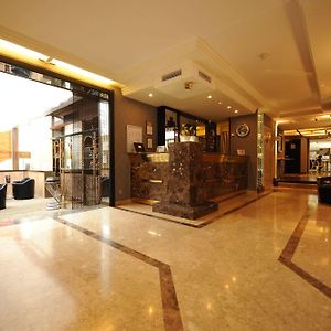 Hotel Mermoz